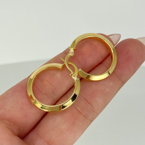 Candongas Lisas Triangulares Oro amarillo 18k 2,1 Gr / 2,6 Cm