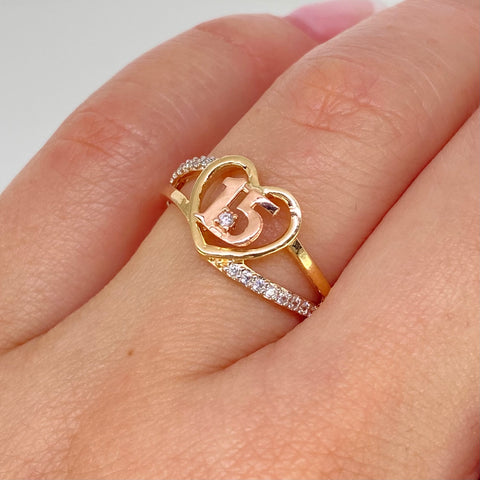 Anillo 15años Circones Blancos Tres oros / Talla 6 3/4 / 2,45 Gr *