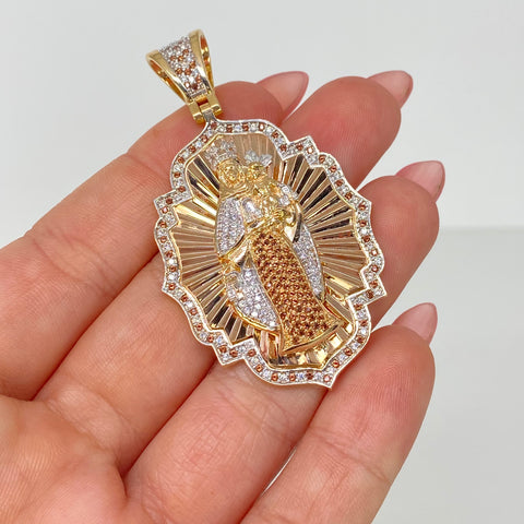 Dije Contorno Virgen Del Carmen Circones Blancos Y Café Tres oros 18k 19,06 Gr / 29 Cm