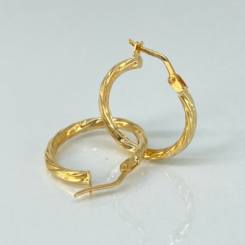Candongas Entorchadas Oro amarillo 18k 1,52 Gr / 2,1 Cm *