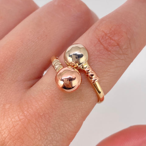 Anillo Tu y Yo  Tres oros / Talla 8 1/2 / 1,97 Gr / 8 mm †