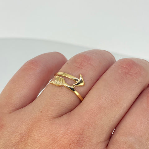Anillo Flecha Oro amarillo 18k / Talla 7 / 1,6 Gr