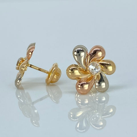 Topos Flor Circon Blanco Tres oros 18k 1,2 Gr / 11 mm  *