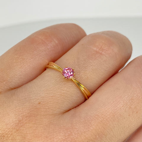 Anillo Solitario Circon Rosa Oro amarillo / Talla 8 / 1,74 Gr