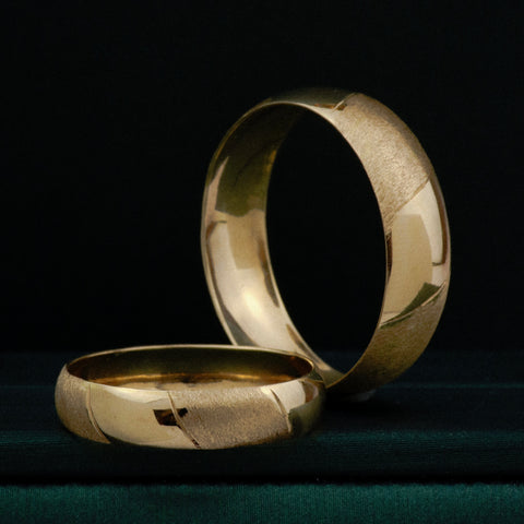 Anillo Argollas Lisas / Diamantadas POR FABRICACIÓN Oro amarillo 18k / Talla 7 / 10 Gr *