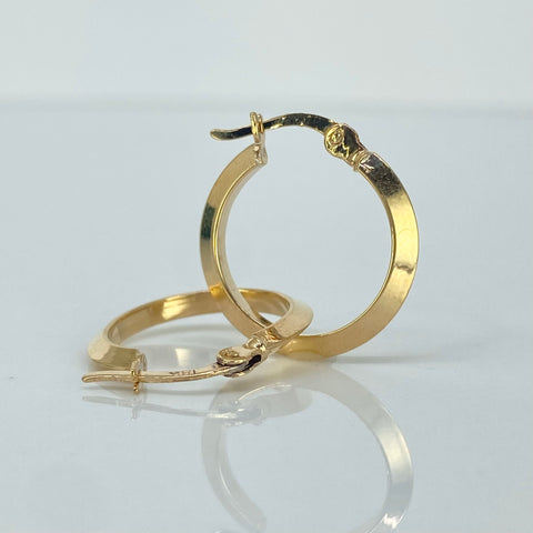 Candongas Triangular Lisas Oro amarillo 18k 1,43 Gr / 2,1 Cm  *