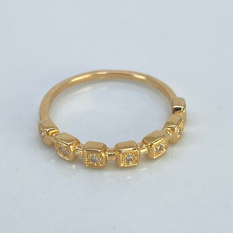 Anillo Cuadros Circones Blancos Oro amarillo 18k / Talla 6 / 1,72 Gr
