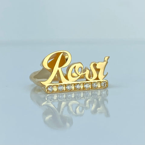 Anillo Nombre Personalizado Circones Blancos POR FABRICACION Oro amarillo 18k / Talla 6 1/2 / 5,28 Gr *