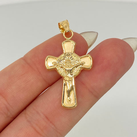 Dije Cruz Cristo San Benito Oro amarillo 18k 1,65 Gr / 2,6 Cm †