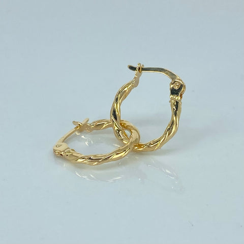 Candongas Entorchadas Linea Central Oro amarillo 18k 1,0 Gr / 1,5 Cm †