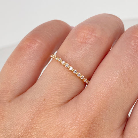 Anillo Churumbela Circones Blancos Oro amarillo / Talla 6 1/4 / 1,1 Gr †