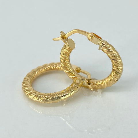 Candongas Entorchadas Punteadas Oro amarillo 18k 1,73 Gr / 2 Cm †