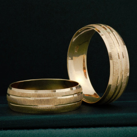 Anillo Argollas 3 Lineas Diamantadas POR FABRICACIÓN Oro amarillo 18k / Talla 7 / 10 Gr *
