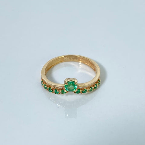 Anillo 15 Años Tiara / 30 Pts De Esmeraldas Oro amarillo 18k / Talla 7 / 2,6 Gr †