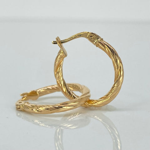 Candongas Entorchadas Lineales Oro amarillo 18k 1,45 Gr / 2 Cm  *