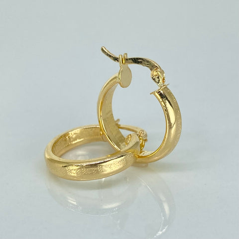 Candongas Redondas Punteadas VS Oro amarillo 18k 1,85 Gr / 1,8 Cm