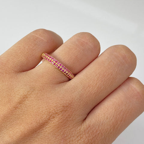 Anillo Circones Fucsias Oro amarillo 18k / Talla 8 / 1,83 Gr