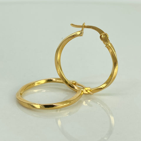 Candongas Entorchadas Cuadradas Oro amarillo 18k 1,6 Gr / 2,5 Cm  *