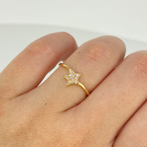 Anillo Estrella Circones Blancos Oro amarillo 18k / Talla 7 / 1 Gr