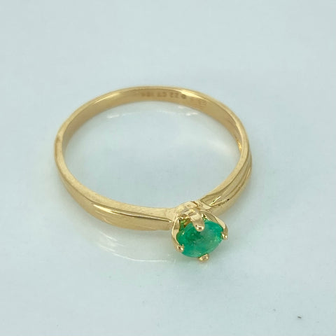 Anillo Solitario Esmeralda 0.22 CT Oro amarillo 18k / Talla 6 / 1,62 Gr *