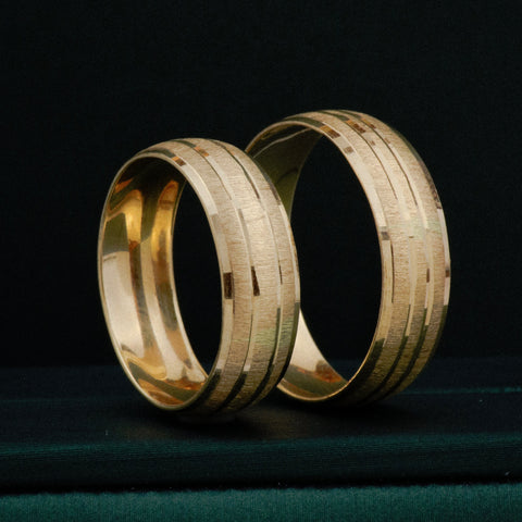 Anillo Argollas 3 Lineas Diamantadas POR FABRICACIÓN Oro amarillo 18k / Talla 7 / 10 Gr *
