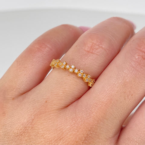 Anillo Flor Churumbela Circones Blancos Oro amarillo / Talla 7 1/2 / 1,45 Gr