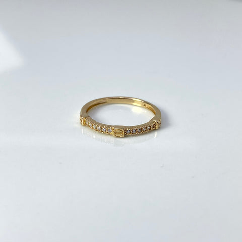 Anillo CT Circones Blancos Oro amarillo 18k / Talla 6 1/2 / 1,43 Gr