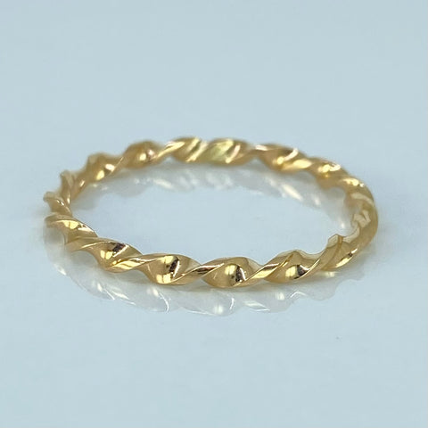Anillo Entorchado Oro amarillo / Talla 6 1/2 / 1,04 Gr