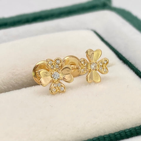 Topos Flor Circones Blancos Oro amarillo 18k 0,96 Gr / 6,5 mm