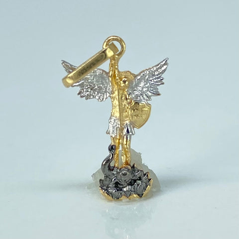 Dije San Miguel Arcangel Oro amarillo y Oro blanco 1,2 Gr / 2,3 Cm †