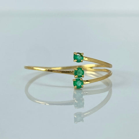 Anillo 3 Esmeraldas 5PTS Oro amarillo / Talla 9 / 0,85 Gr †