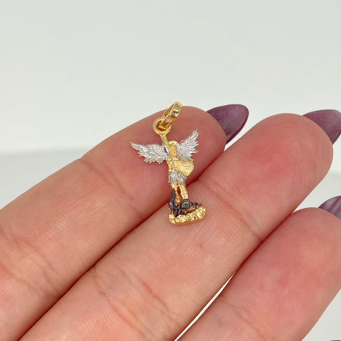 Dije San Miguel Arcangel Oro amarillo y Oro blanco 18k 1,15 Gr / 2,2 Cm