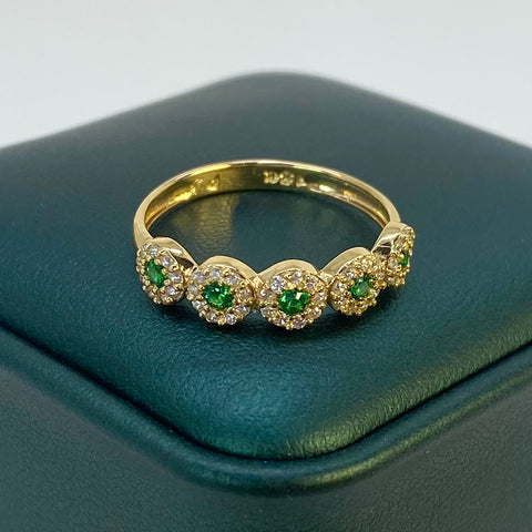 Anillo Circones Blancos Y Verdes Oro amarillo 18k / Talla 7 1/4 / 2,11 Gr *