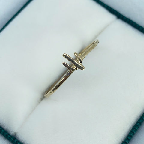 Anillo Cactus Oro amarillo 18k / Talla 7 1/4 / 0,65 Gr *