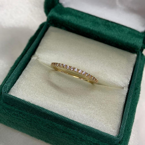 Anillo Circones Blancos Talla 6 1/4 Oro Amarillo 18k/ 1,09 Gr / *