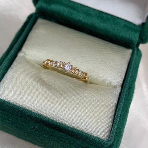 Anillo Circones Blancos Lunas En Extremos Oro Amarillo 18k Talla 7 1/2/ 1,41 Gr / *