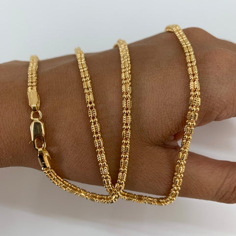 Cadena Italy Punto Cuadrado Oro amarillo 18k +3 / 24,74 Gr / 2,8 mm / 70 Cm