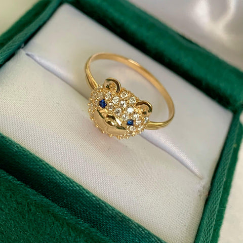 Anillo Cara Oso Circones Blancos Y Azules Oro amarillo 18k / Talla 6 3/4 / 2,35 Gr *