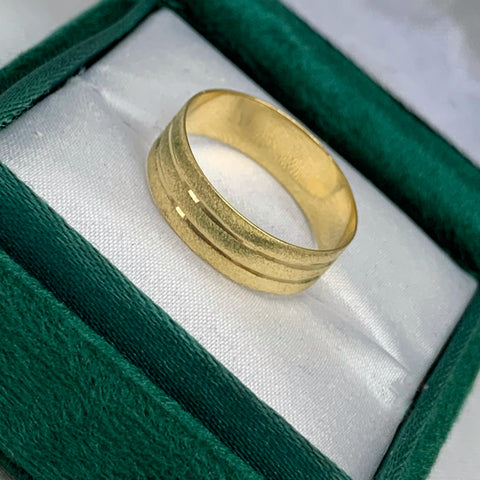 Anillo Argolla Diamantada Doble Linea Oro amarillo 18k / Talla 8 / 2,10 Gr