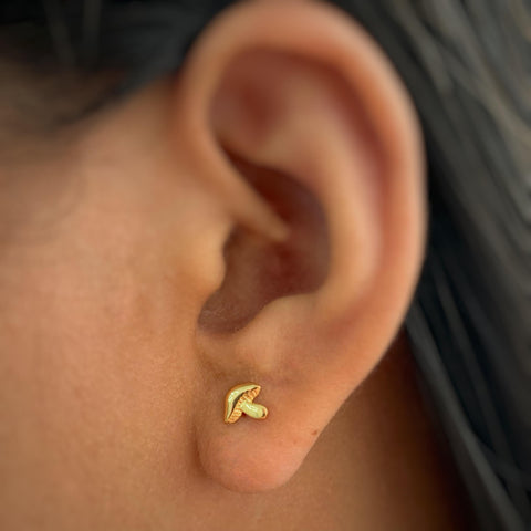 Topos Hongo Oro amarillo 18k 0,88 Gr / 6,5 mm