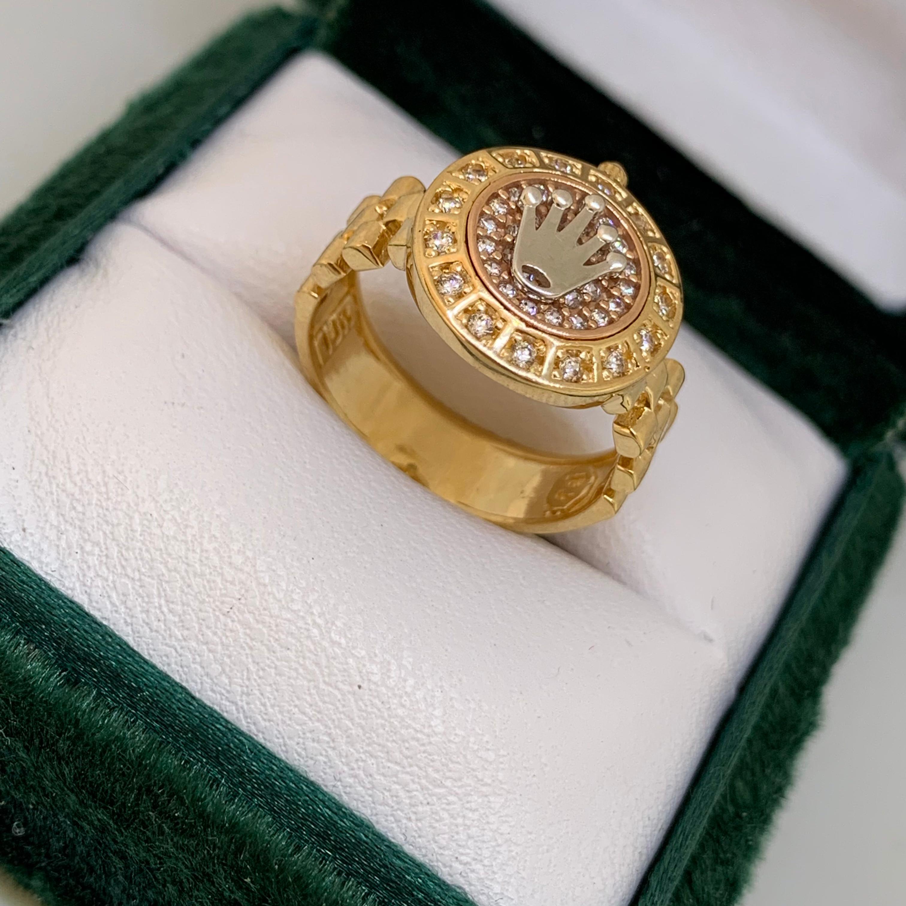 Anillo Corona RX Circones Blancos Detalle A los Lados Tres oros 18k ...