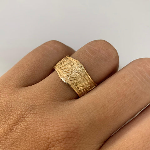 Anillo  Nombre POR FABRICACIÓN Oro amarillo 18k / Talla 7 / 5,89 Gr *