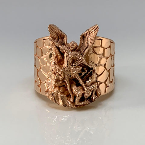 Anillo San Miguel Arcángel POR FABRICACIÓN Oro rosa o Oro Amarillo 18k / Talla 11 / 21,02 Gr *