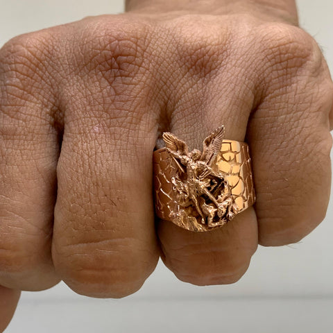 Anillo San Miguel Arcángel POR FABRICACIÓN Oro rosa o Oro Amarillo 18k / Talla 11 / 21,02 Gr *