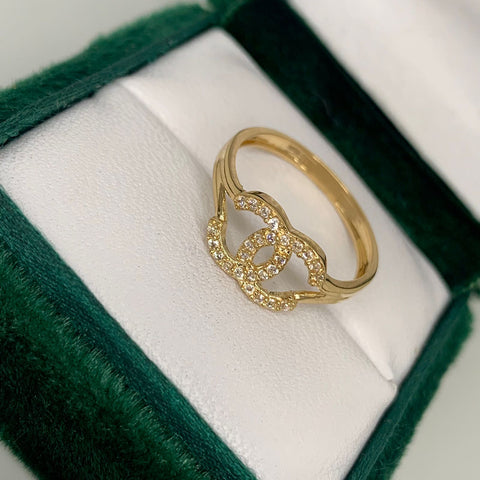 Anillo CH  Circones Blancos Oro amarillo 18k / Talla 7 / 2,0 Gr