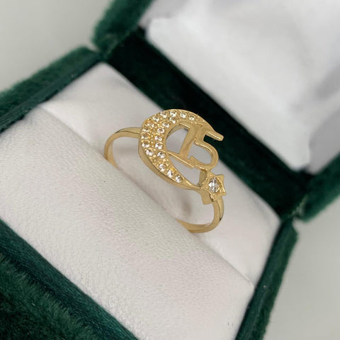 Anillo 15 Años Media Luna Y Estrella Circones Blancos Oro amarillo 18k / Talla 7 1/2 / 1,88 Gr