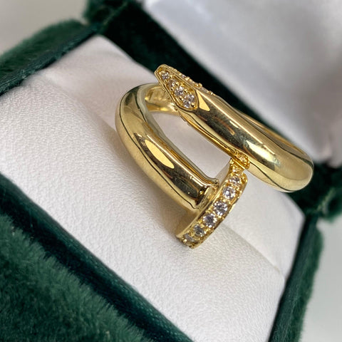 Anillo Clavo Circones Blancos Oro amarillo 18k / Talla 9 3/4 / 6,41 Gr *