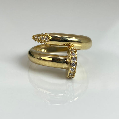 Anillo Clavo Circones Blancos Oro amarillo 18k / Talla 9 3/4 / 6,41 Gr *
