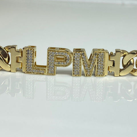 Pulso Cubano Personalizado ( Con Iniciales o Nombre ) Con Circones POR FABRICACIÓN Oro amarillo 18k 53,60 Gr / 11,3 mm / 21 Cm *