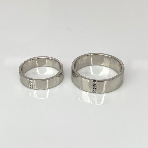 Anillo Argollas De Matrimonio Con Diamantes /  12 Pts De Diamantes Oro blanco 18k / Talla 10 1/2 / 13,75 Gr *